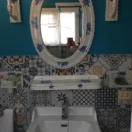 Casa Dei Sogni Centralissimo Attico Apartment *